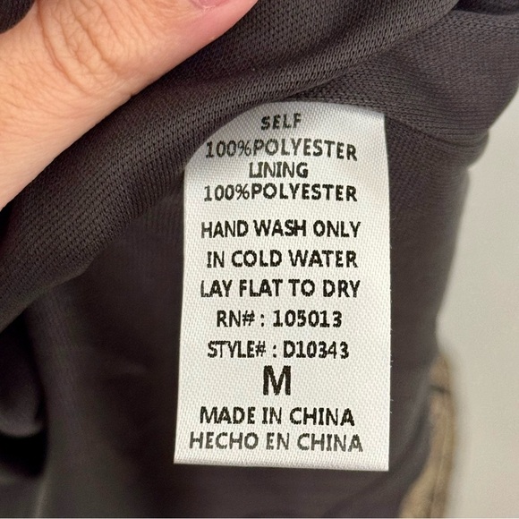 NWT! Savanna Jane Black Gold Embroidered Detail Halter Top Slit Maxi Dress Sz M - Picture 7 of 8